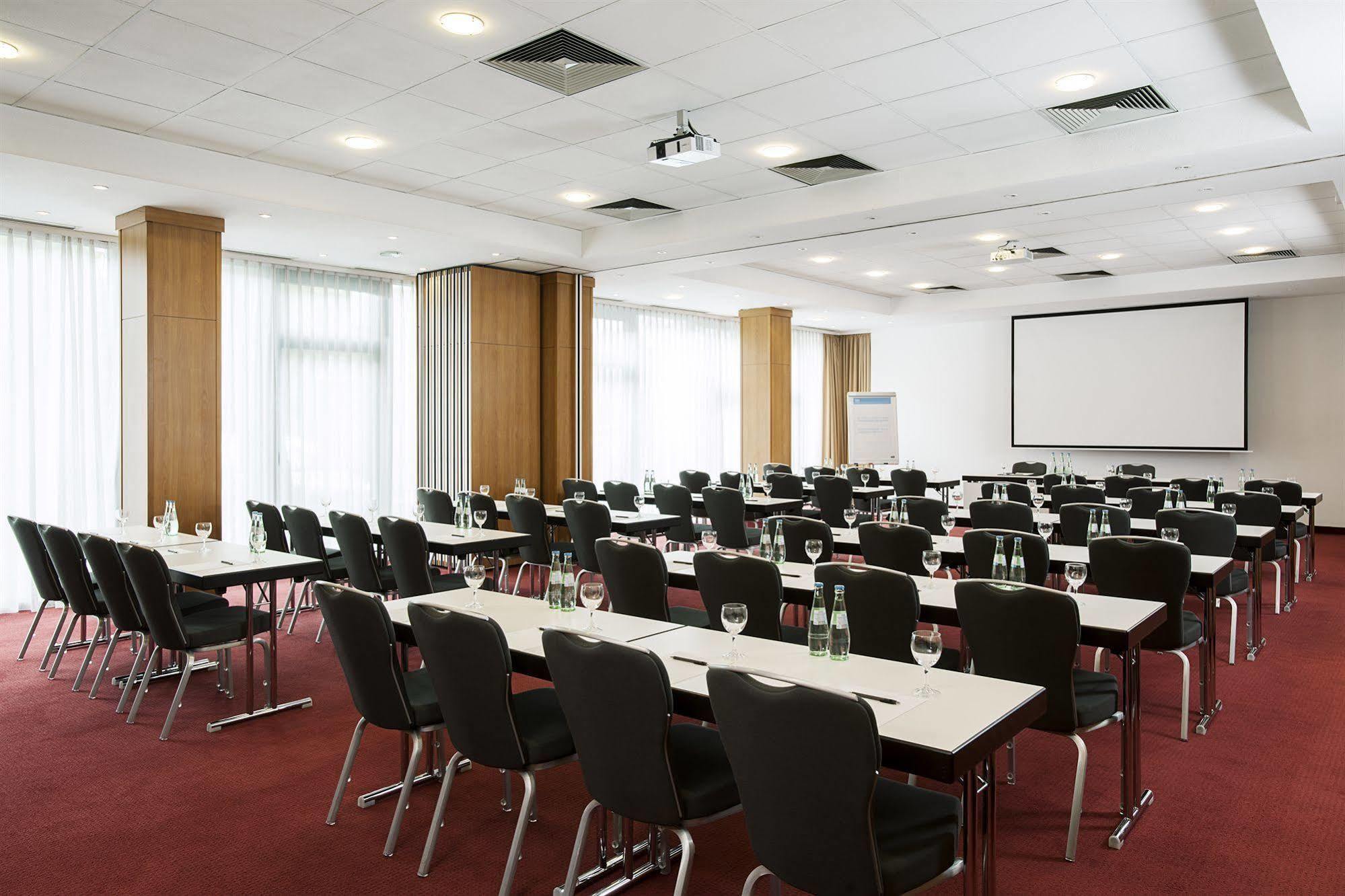 Nh Ingolstadt Exterior photo